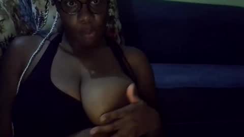 laura829489 online show from 12-21-25, 07:43