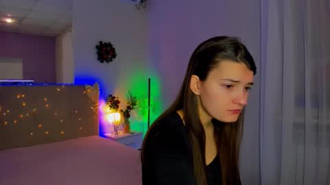 Laura online show from 01-14-26, 06:19