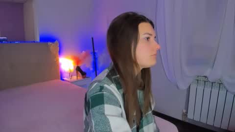 Laura online show from 02-09-26, 06:17