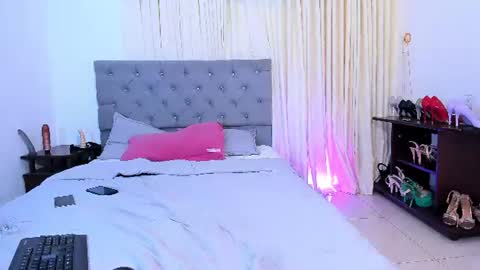   online show from 06-10-26, 02:45