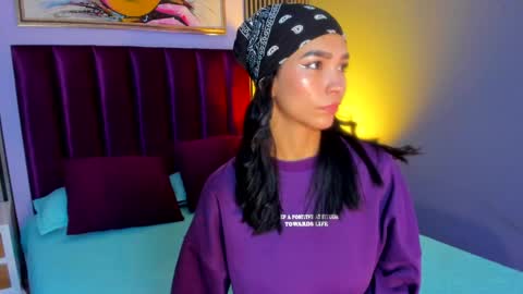 Laura online show from 04-17-26, 12:52