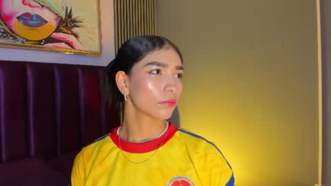 Laura online show from 06-23-26, 12:03