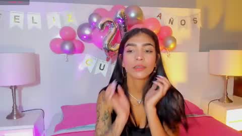 Laura online show from 06-24-26, 12:15