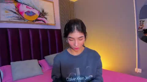Laura online show from 07-02-26, 12:33