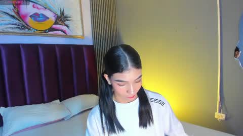 Laura online show from 07-11-26, 12:08