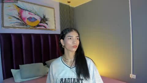 Laura online show from 07-23-26, 12:03