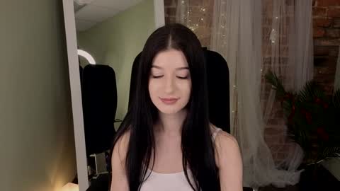 Snapshot of laura_coy chatting on 12-24-24, 08:49 Laura online show from 12-24-24, 08:49