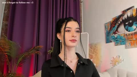 Snapshot of laura_coy chatting on 05-11-26, 09:45 Laura online show from 05-11-26, 09:45