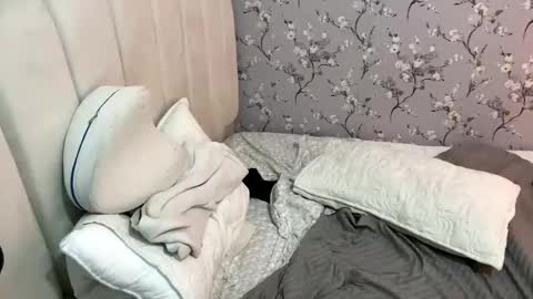 Snapshot of laura_d23 chatting on 01-26-25, 05:02 laura online show from 01-26-25, 05:02
