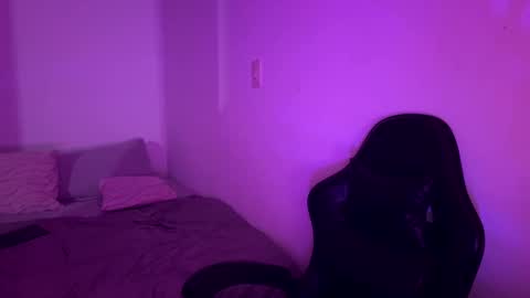 laura online show from 03-04-26, 11:22