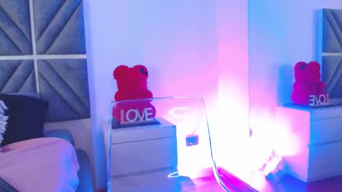 Snapshot of laura_dicardy chatting on 11-05-25, 07:58 laura_dicardy online show from 11-05-25, 07:58