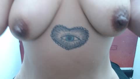 Snapshot of laura_hotyy chatting on 02-14-26, 03:31 Laura online show from 02-14-26, 03:31