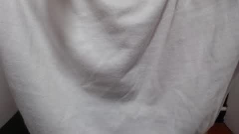  Laura  online show from 04-08-26, 09:15