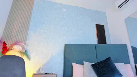 LauraIvy online show from 03-25-26, 12:55