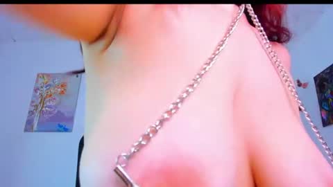 Snapshot of laura_ivy chatting on 07-10-26, 01:36 LauraIvy online show from 07-10-26, 01:36