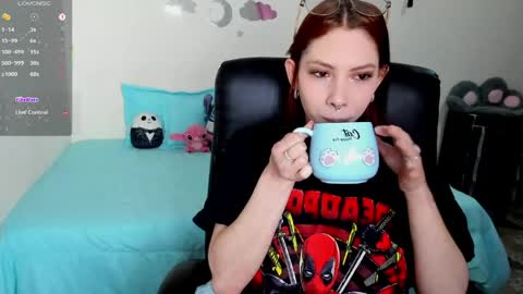 Kate  online show from 04-12-26, 01:49