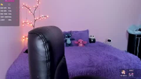 Kate  online show from 06-30-26, 01:23
