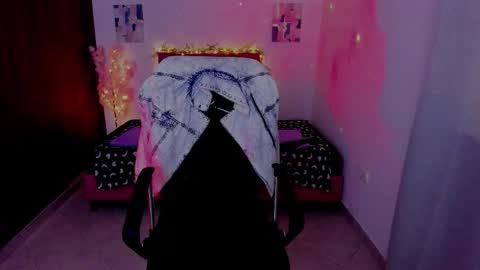 Laura Rose online show from 10-06-25, 11:18