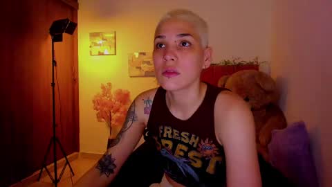 Laura Rose online show from 04-21-26, 07:25