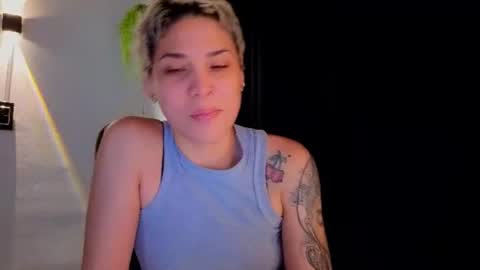 Laura Rose online show from 07-18-26, 05:50
