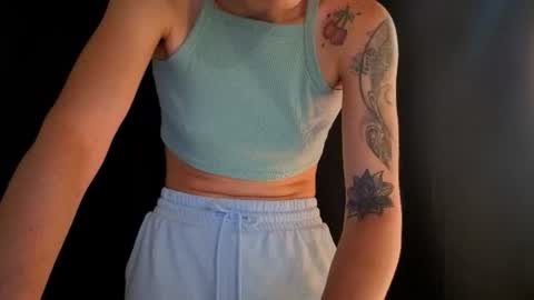 Laura Rose online show from 07-20-26, 05:04