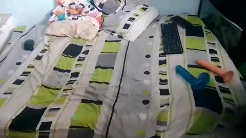 laura_sofia23 online show from 09-29-25, 07:51