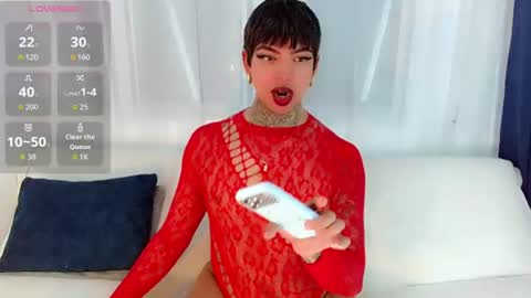 Laura online show from 07-18-26, 07:56