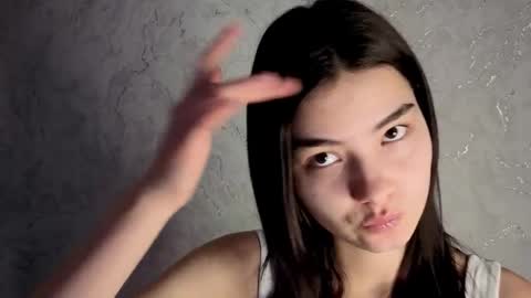 Snapshot of lauraback chatting on 02-24-26, 01:42 Laura online show from 02-24-26, 01:42