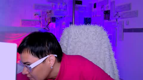 lauradavidsons online show from 02-19-26, 06:09