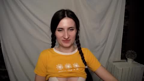 Laura online show from 02-14-25, 01:08