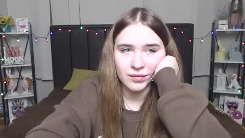 LauraHlot online show from 01-26-25, 01:52