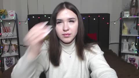 LauraHlot online show from 02-01-25, 01:02