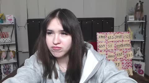 LauraHlot online show from 02-03-25, 04:14