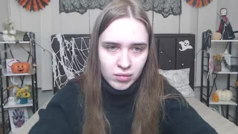 LauraHlot online show from 11-09-25, 06:39