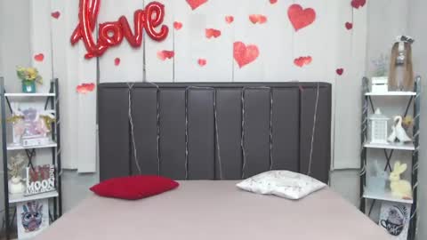 LauraHlot online show from 03-23-26, 06:39