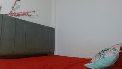 Laura online show from 04-17-26, 09:18