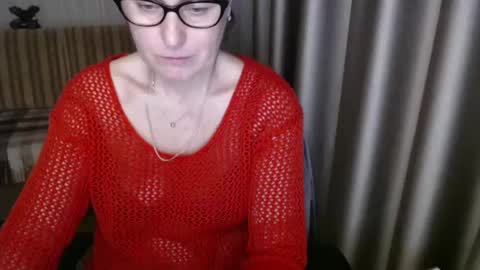 Lauraoven1 online show from 03-05-25, 05:50