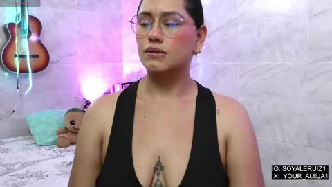 Aleja online show from 05-25-26, 01:11