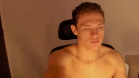 Laureent online show from 02-26-26, 08:02