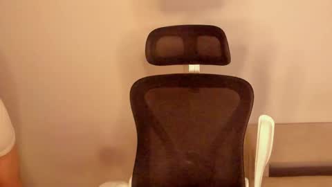 Laureent online show from 03-03-26, 07:58