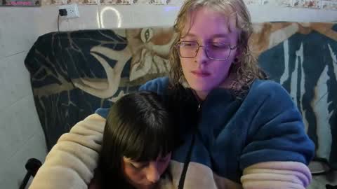 Laures666 online show from 05-02-26, 12:43