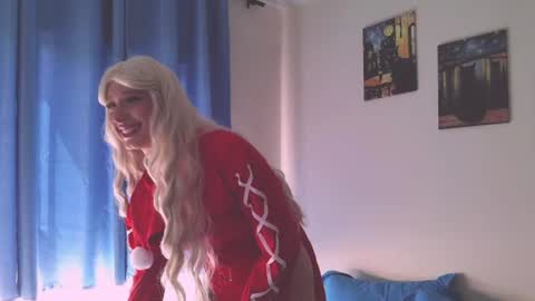 Snapshot of laurem_goddess chatting on 07-03-26, 03:51 Laurem online show from 07-03-26, 03:51
