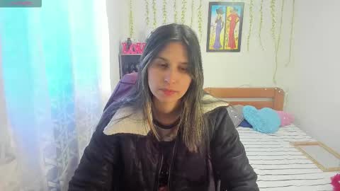 Snapshot of lauren_ashlee chatting on 10-27-25, 02:43 Lauren Independent model online show from 10-27-25, 02:43