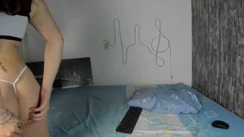 Snapshot of lauren_gold_x chatting on 05-11-26, 04:04 lauren_gold_x online show from 05-11-26, 04:04