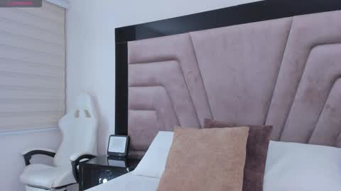 Snapshot of laurenclark1 chatting on 03-03-26, 04:07 laurenclark1 online show from 03-03-26, 04:07