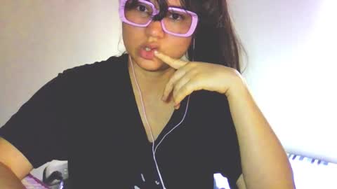 onlyfan laureng7 - 7 laureng2 online show from 03-10-26, 05:18