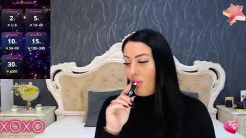 Laura online show from 12-27-24, 08:56