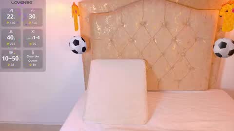 laurenn_smitth online show from 06-20-26, 12:41