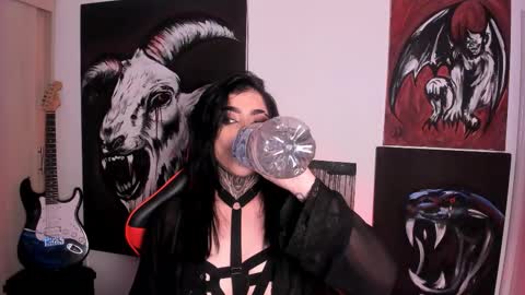  LAUREN INDEPENDENT MODEL HELP ME REACH 100 LIKES PLS  online show from 11-14-25, 11:35