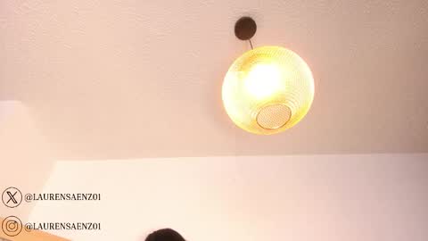 Lauren Saenz online show from 11-26-25, 12:06